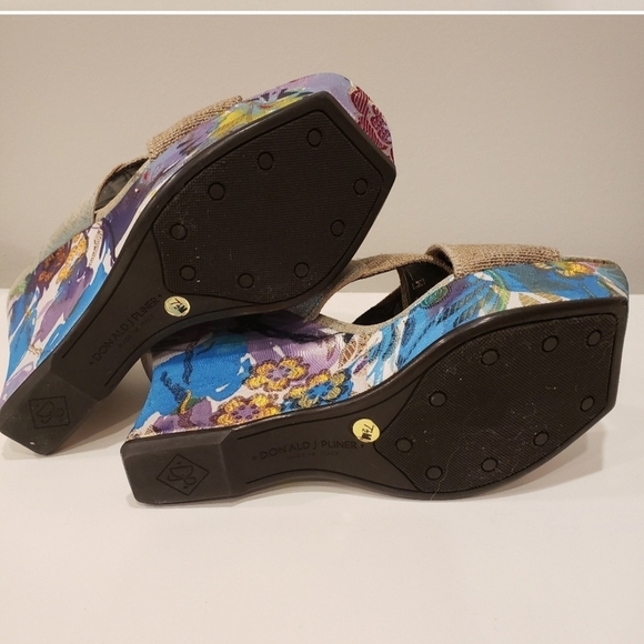 Donald J. Pliner Purple and Blue Artistic Platform Wedge  Sandals - Picture 7 of 9